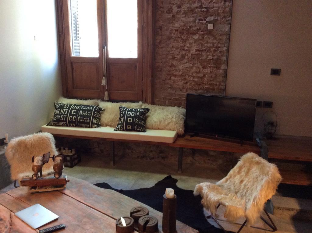 Las Glicinas Boutique Apartments Колония-дель-Сакраменто Экстерьер фото